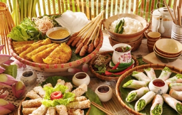 Top 10 món ăn đặc sản chợ Cồn Đà Nẵng | Phú Minh Quang Travel