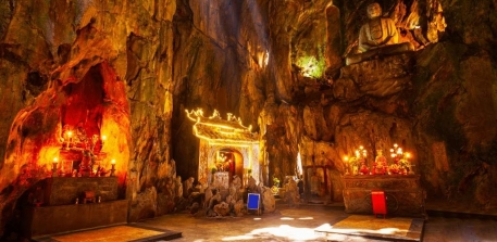 Động Huyền Không Đà Nẵng - Phú Minh Quang Travel