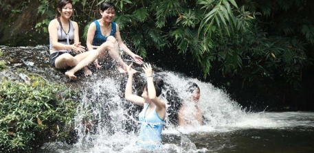 Suối Đà Nẵng - Phú Minh Quang Travel