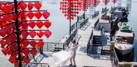 Romantic Honeymoon Tour in Da Nang
