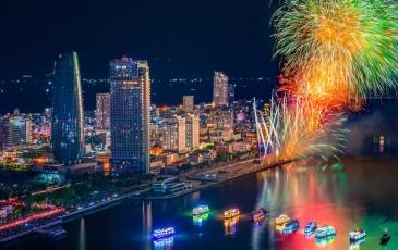 DIFF 2025 – TOUCHING THE “LEGACY OF CULTURE” IN THE SKY OVER THE HAN RIVER