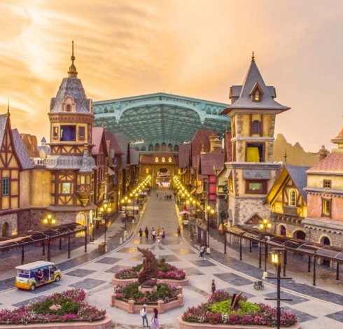 SUGGESTED SUMMER TOUR IN PHU QUOC: Grand World – VinWonders – Safari