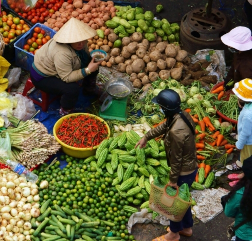 DISCOVER TWO LOCAL MARKETS IN DA NANG: HAN MARKET & CON MARKET