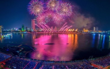 Locations to watch the 2026 International Fireworks Festival