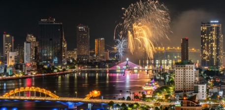 Top 5 Địa Điểm Ngắm Pháo Hoa Quốc Tế 2026 Đẹp Nhất