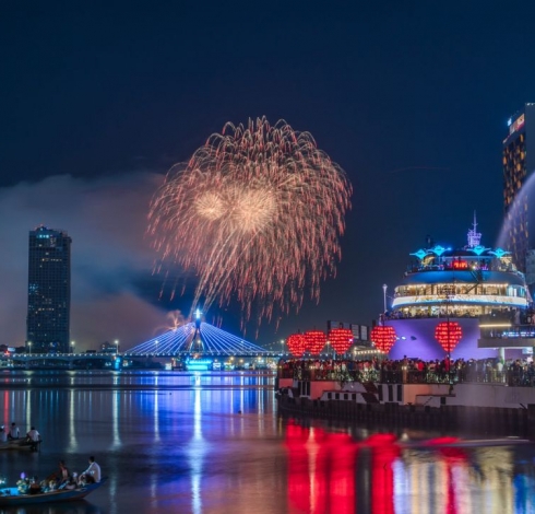 Da Nang Fireworks 2026 - Germany Vs Macau Creativity Night