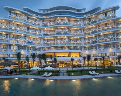 Cam Ranh Riviera Beach Resort and spa