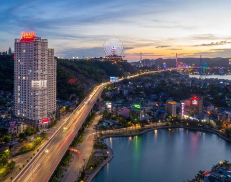 Ramada Hotel & Suites by Wyndham Halong Bay View 