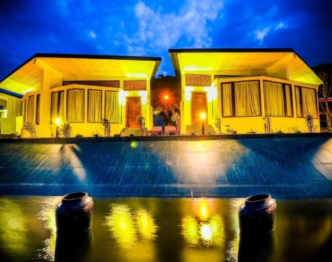 Aurora Villas and Resort
