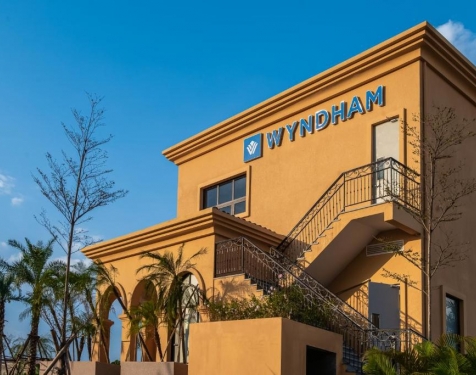 Wyndham Sky Lake Resort & Villas