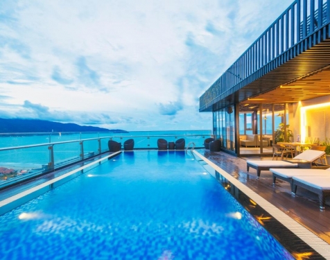 Pavilion Hotel