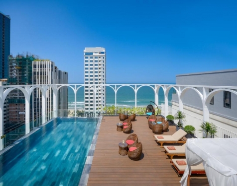 Golden Lotus Luxury Hotel