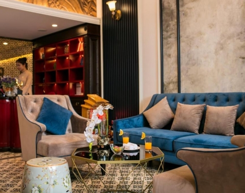 Golden Rooster Hotel 