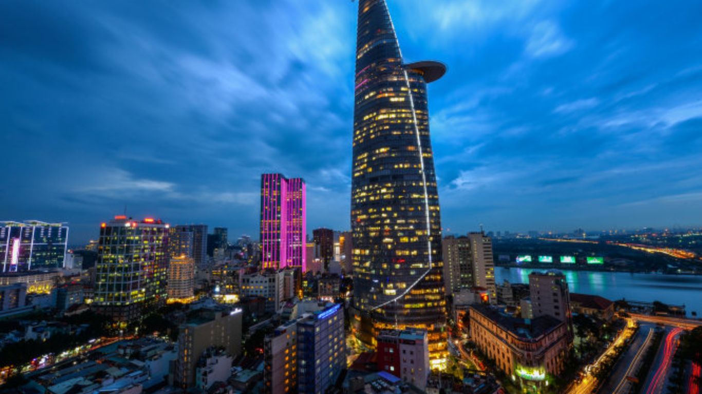 Nightlife in Vietnam: top vibrant places for gathering and more