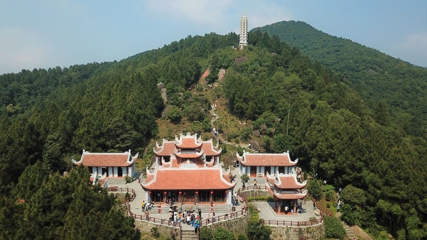 Top 10 Famous Temples in Vietnam for Indian Travelers