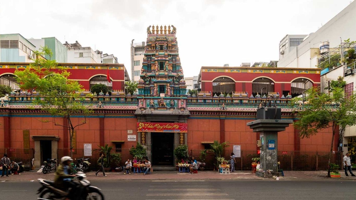 Top 10 Famous Temples in Vietnam for Indian Travelers
