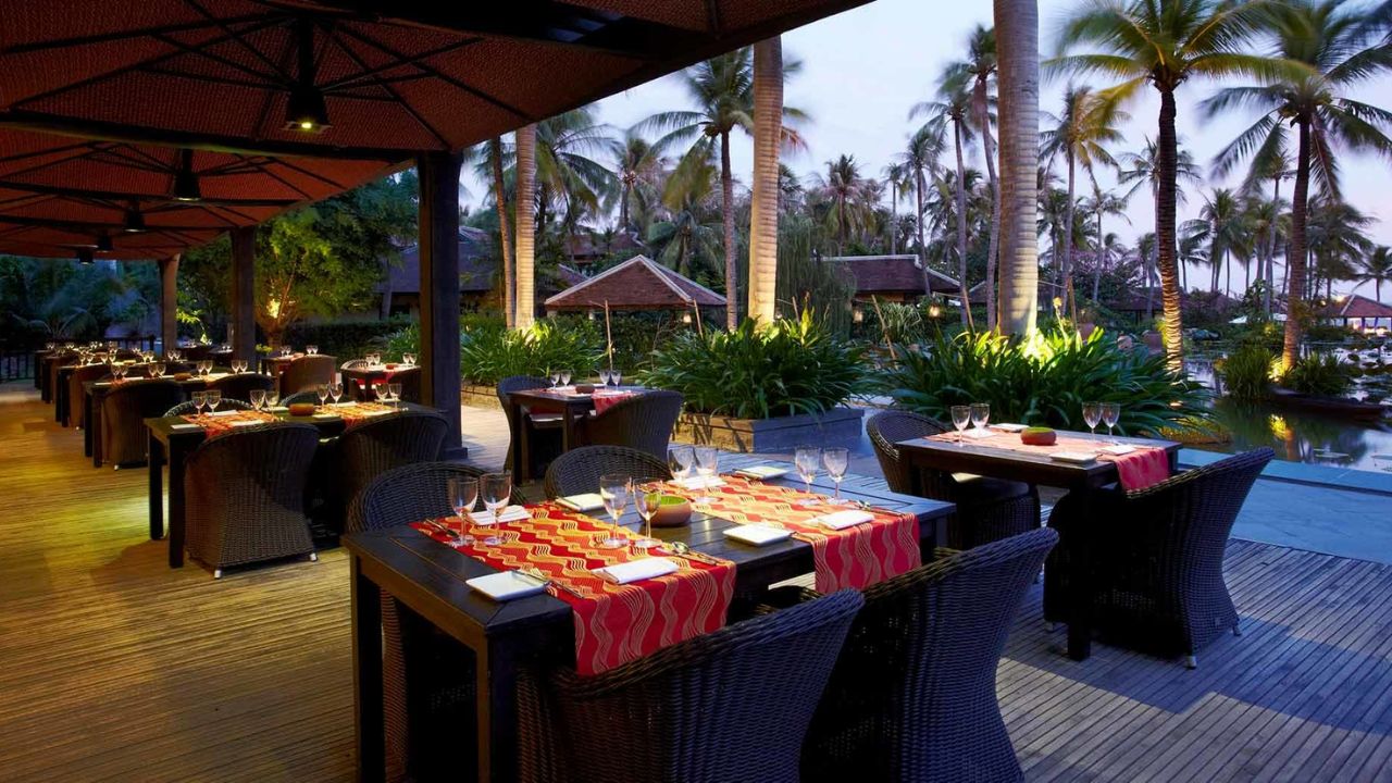 Amenities available within the Anantara Mui Ne resort complex