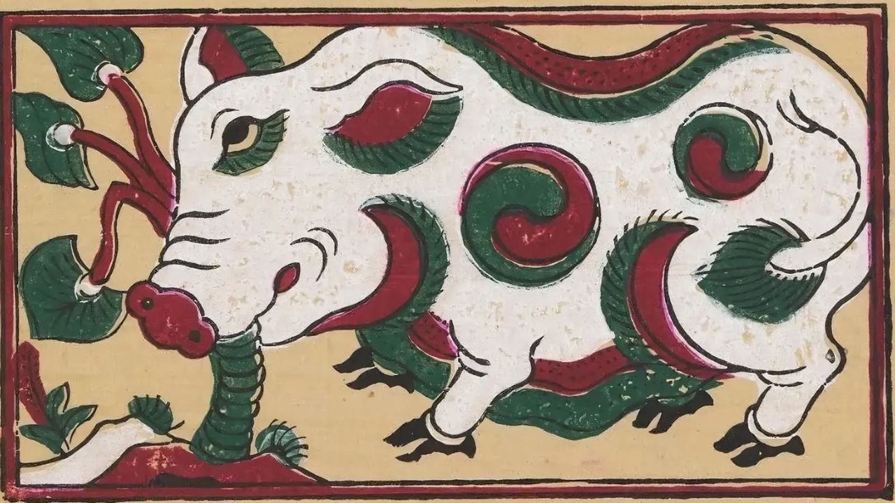 Buy Dong Ho folk paintings or hand-embroidered paintings as gifts