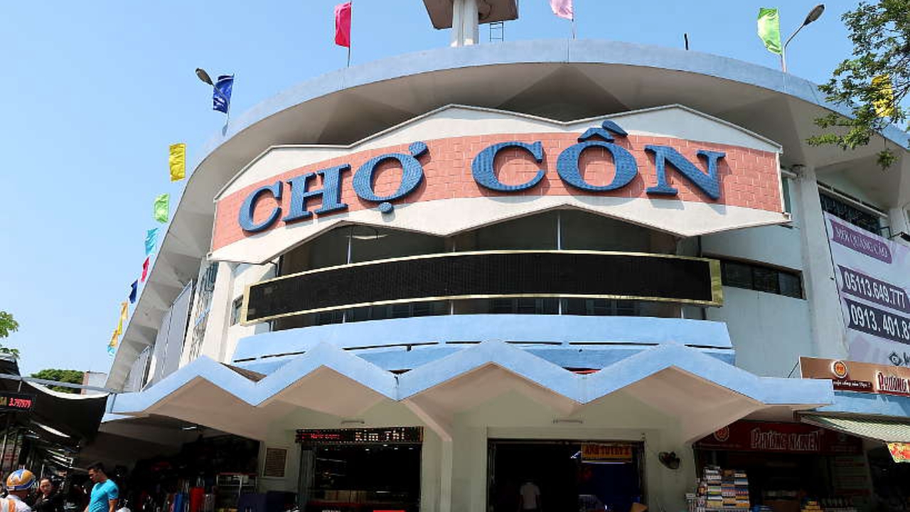 Con Market – The Culinary Street Food Paradise of Da Nang