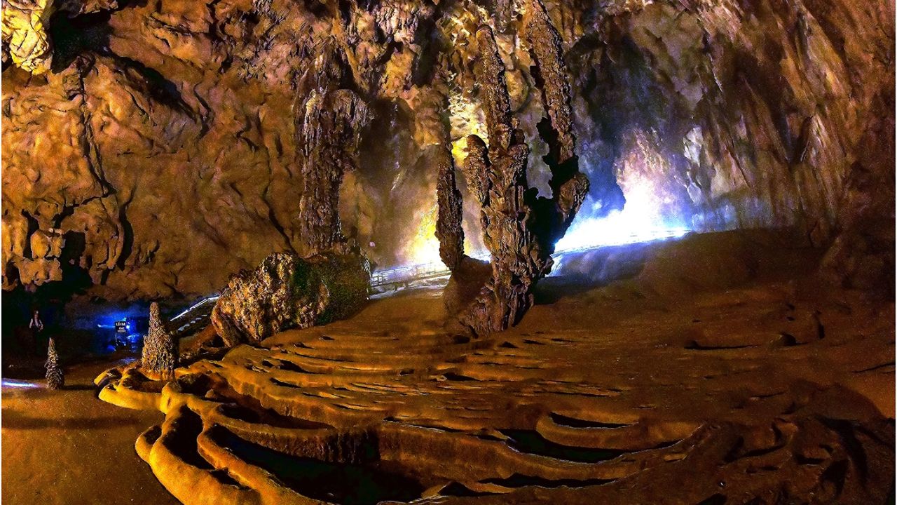 Exploring Nguom Ngao Cave – An unmissable destination in Cao Bang