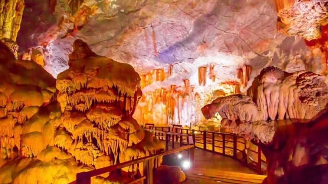 Dau Go Cave