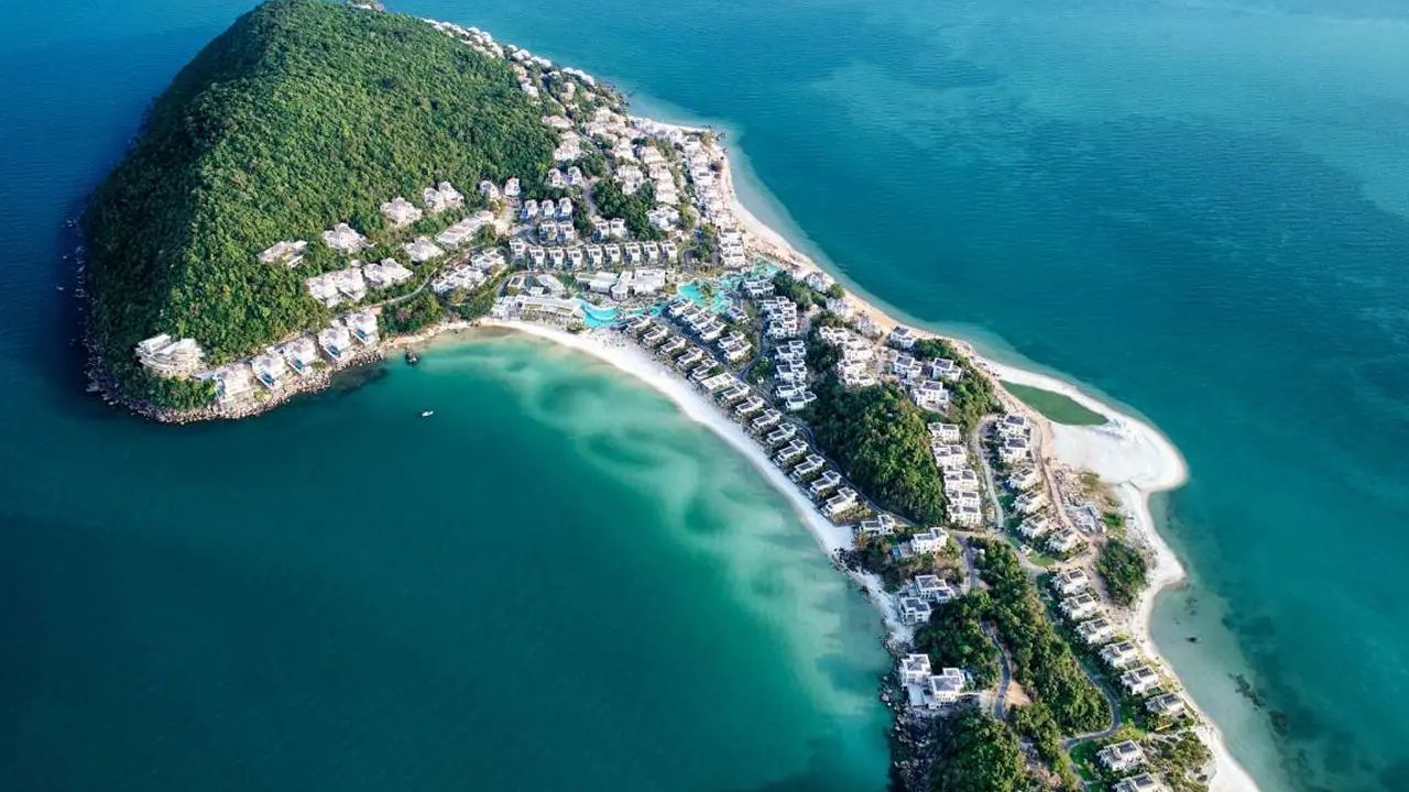 Mũi Ông Đội - Điểm ngắm bình minh và hoàng hôn đẹp nhất