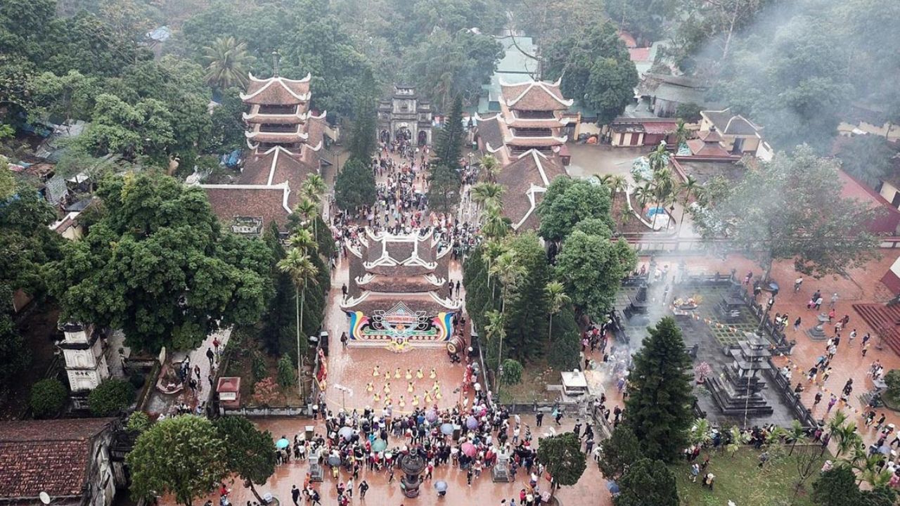 Những điểm tham quan tại chùa Hương Hà Nội