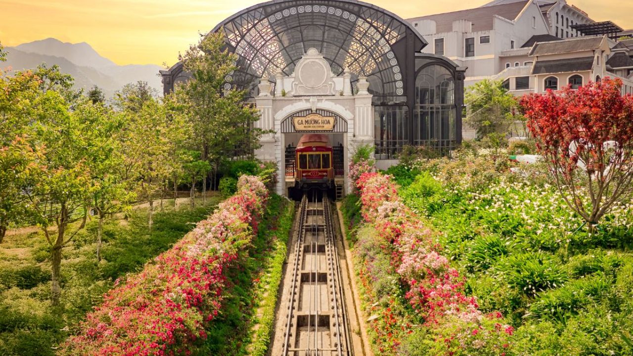 Review of the Muong Hoa Funicular experience and sightseeing