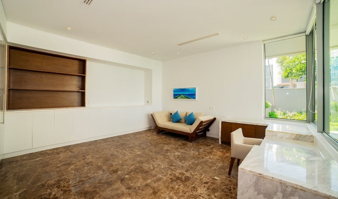 Luxurious 5 Bed Room Beachfront Pool Villa (4 bathrooms)