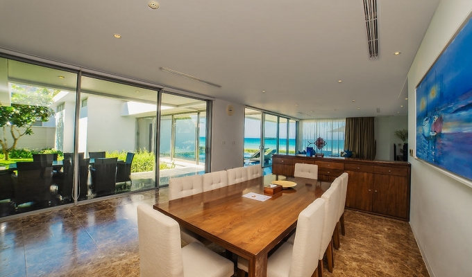 Luxurious 5 Bed Room Beachfront Pool Villa (4 bathrooms)