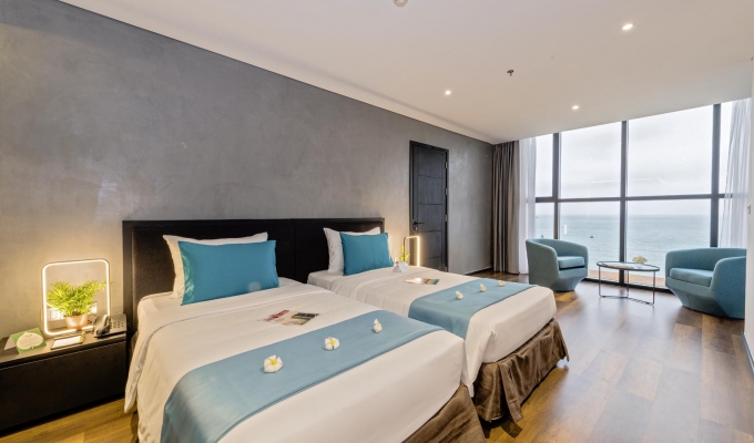 Son Tra Peninsula Suite