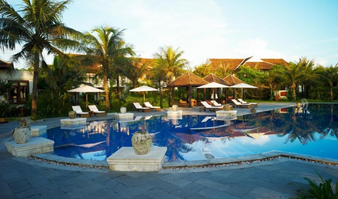 Lapochine Beach Resort