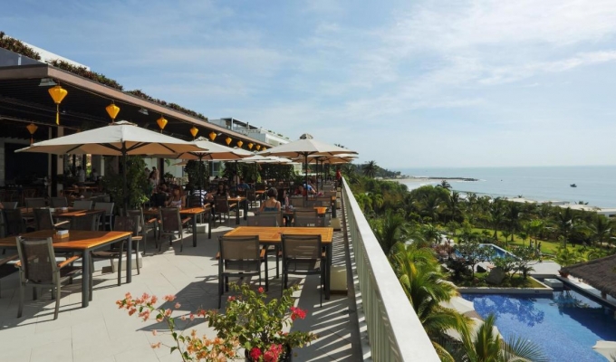 The Cliff Resort & Residences