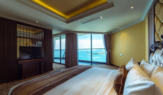 Presidential Suite
