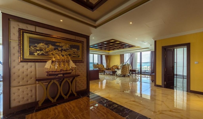 Presidential Suite