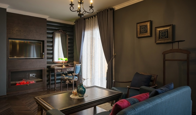 EXECUTIVE SUITE TERRACE