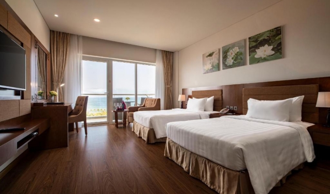Gold Coast Hotel Resort & Spa