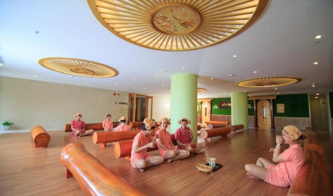 Gold Coast Hotel Resort & Spa