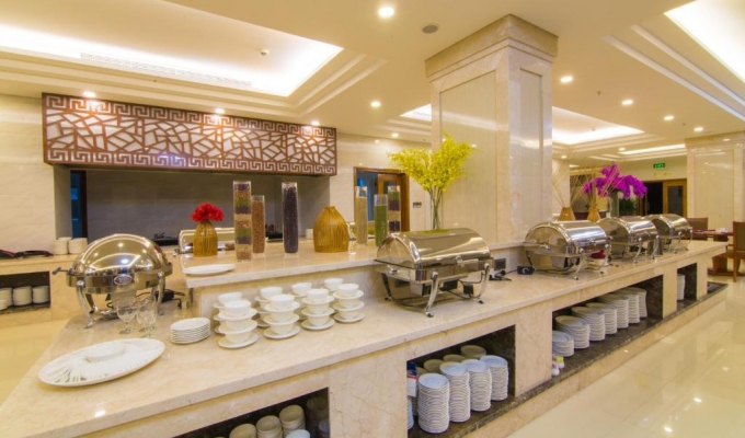 Gold Coast Hotel Resort & Spa