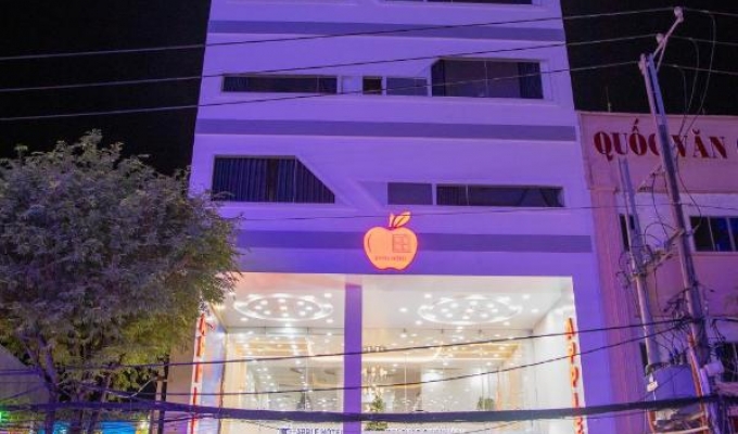 Apple Hotel