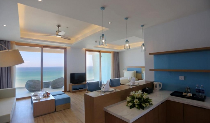 Studio Suite Twin