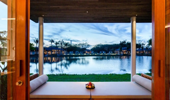 Lake Room