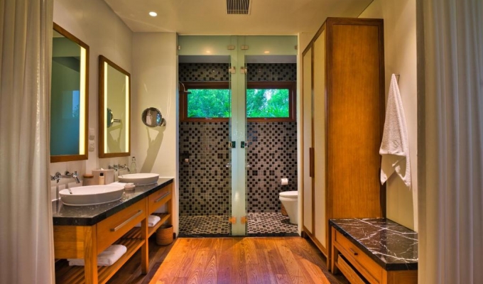 Lake Room