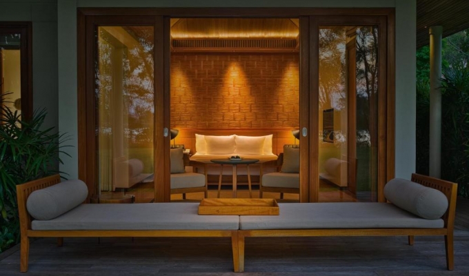 Lake Room