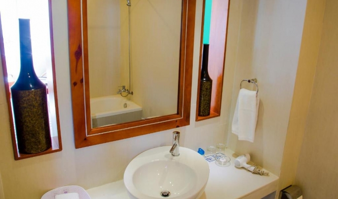 Sai Gon Phong Nha Hotel