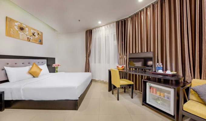 Golden Star Hotel Da Nang | Phu Minh Quang Travel