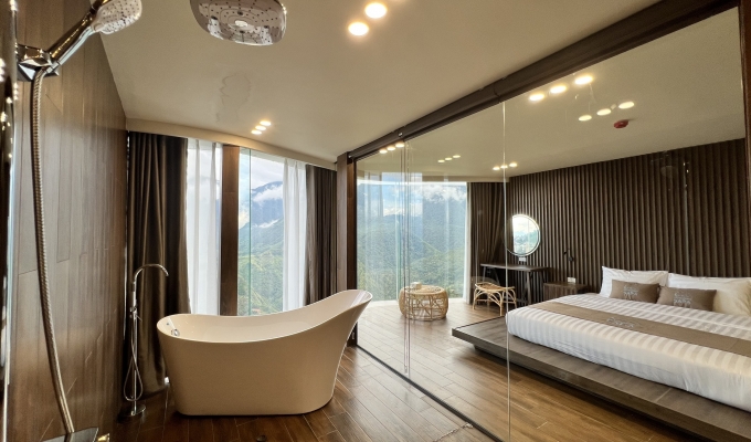 PREMIUM DELUXE MOUNTAIN VIEW