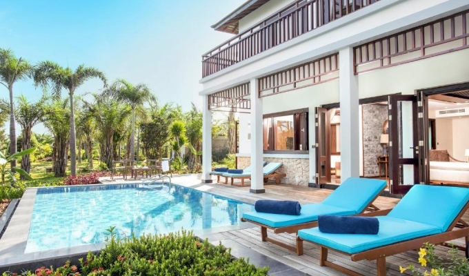 Villa 4-Bedroom Pool