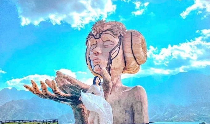  SAPA - MOANA - FANSIPAN- CAT CAT VILLAGE 2D2N TOUR
