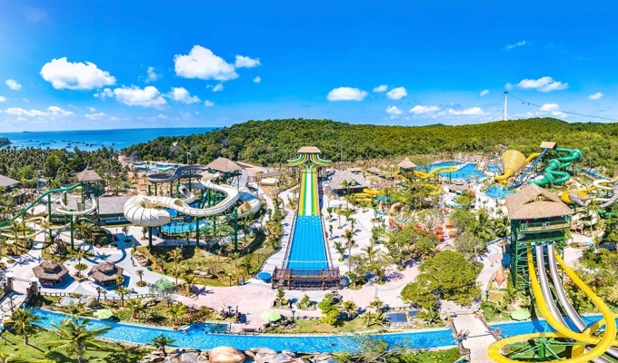 PHU QUOC - CABLE CAR + AQUATOPIA WATER PARK & 4 ISLANDS TRIP BY SPEED BOAT